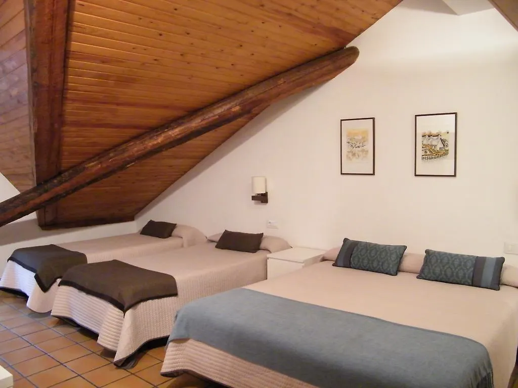 **  Hotel Lamoga Llavorsí Hiszpania
