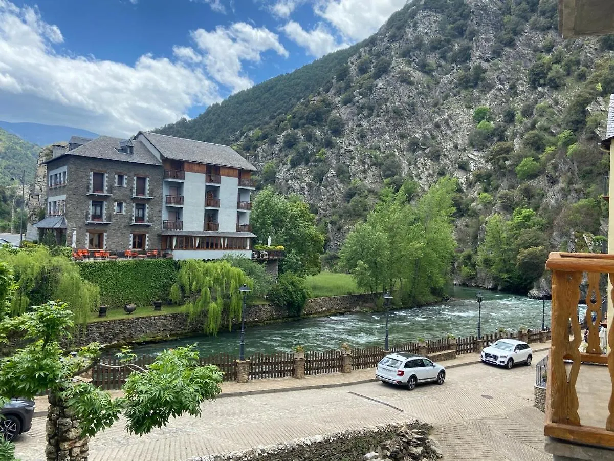 Hotel Lamoga Llavorsi Spain